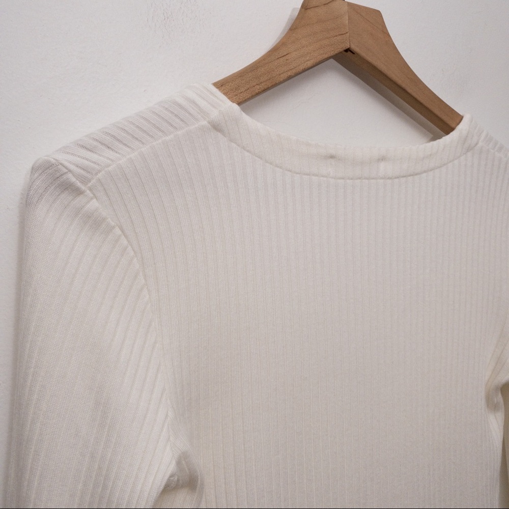 REFORMATION Gellar Top Ivory Size Medium - Picture 12 of 13